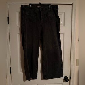 Black Wide-Leg Jeans